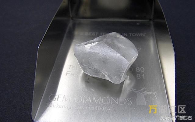 發(fā)現(xiàn)80克拉D色鉆石原來是在非洲呀