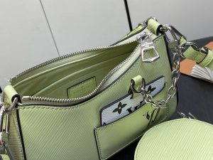 想入手lv高精仿復(fù)刻女包？先來聽聽鑒定師的專業(yè)建議！